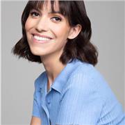 Profesora titulada de Piano, flauta travesera y lenguaje musical