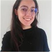 Profesora de Inglés y Francés, con más de 2 años de experiencia en la enseñanza de los idiomas de manera virtual y presencial.