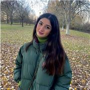 Dottoressa in Biotecnologie mediche, impartisce lezioni di Biologia generale per scuole medie e superiori