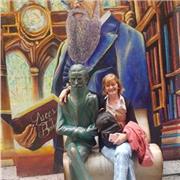 Profesora titulada con más de 20 años de experiencia en colegios  academias y alumnos particulares de todas las edades.