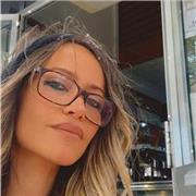 Laureta in lingue offre lezioni di lingua italiana per studenti di scuola primaria e secondaria di primo e secondo grado