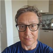 Laureata in lingue ( russo e inglese) offre lezioni a ragazzi o adulti di madrelingua russa o inglese