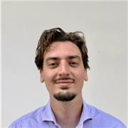 Laureato in fisica, preparato e competente. Contattami per ripetizioni private di matematica, fisica e chimica!