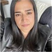 Soy profesora de inglés con 15 años de experiencia. Mi metodología garantiza fluidez y confianza en tu comunicación. 