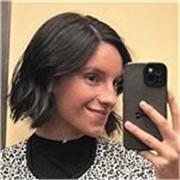 Titulada en Administración y Finanzas, con tres años de contable en empresas.