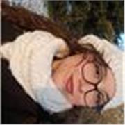 Professeur particulier donnant des cours d'anglais pour des élèves de niveau collège et lycée. Je suis à l'écoute et patiente !