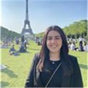 Englisch Tutor, der Kinder zwischen 6-14 Jahren unterrichtet