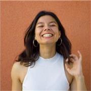 Je propose des cours d'anglais adaptés à tous les niveaux, pour rendre l'apprentissage motivant. 
