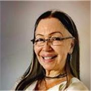 Profesora de antropología con experiencia y formación que me capacitan para asistir a estudiantes de todas las edades.