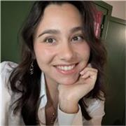 Laureanda in Educazione Professionale offre aiuto compiti per elementari e medie e ripetizioni di Filosofia, Psicologia e Inglese