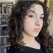 Sono Giulia,  studentessa di Psicologia neodiplomata e offro lezioni di supporto per studenti di scuola elementare e medie.