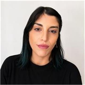 María