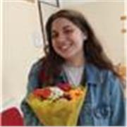 Studentessa diplomata al liceo classico e con un certificato Cambridge First offre lezioni di inglese per ragazzi delle medie!
