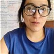 Maestra en psicología que ofrece aprendizajes en el abordaje de las psicologías y el Psicoanlisis