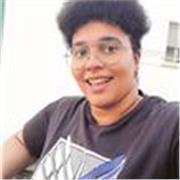 Graduada en Estudios Ingleses y traductora de ingles a español