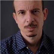 Cerchi un insegnante che ti insegni giocando? Lo hai trovato