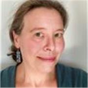 Qualified and experienced teacher of English (Language, Literature) and Latin to both young people and adults