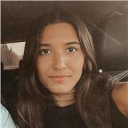 Ho esperienza come insegnante privata, ho esperienza all’estero e soprattutto do ripetizioni come piacerebbe che le diano a me. Sono disponibile 24/7