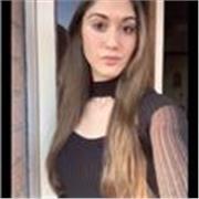 Laureanda in mediazione linguistica propone di impartire lezioni finalizzate all’apprendimento o al potenziamento delle strutture grammaticali di base o intermedie della lingua inglese, spagnola e tedesca