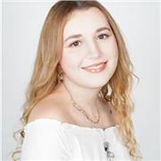 Soy una Profesora que ya ha podido trabajar con todas las edades: primaria, ESO y también para preparación de Evau con Bach.