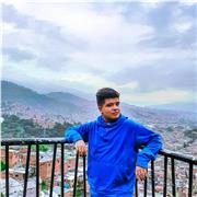 Se brindan clases de baile para personas de cualquier edad y cualquier edad