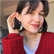 Estudiante de biotecnología, bioquímica y biología molecular imparte clases de química
