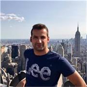 Profesor de Educación Primaria y de Inglés, con experiencia en el extranjero. Disponibilidad online y presencial