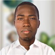 Prof expérimenté des outils bureautiques certifié Microsoft Office Specialist