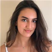 Profesora de matemáticas, catalán, castellano, inglés y economía de la empresa dispuesta a dar clases semanales en Barcelona