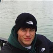 Soy estudiante de ingeniería aeroespacial, una persona joven y atenta. Soy joven, entonces la cercanía con los alumnos es mayor.
