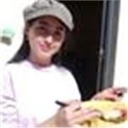 Profesora de Inglés para estudiantes de ciclo básico y superior