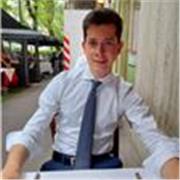 Laureato magistrale in economia offre ripetizioni a studenti di scuole medie