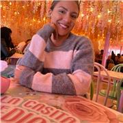 Profesora de primaria apta para todos los niveles