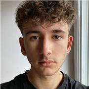 Ejerzo de entrenador y cuidador de niños