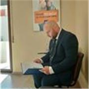 Se stai cercando un tutor preparato e dai prezzi modici, contattami pure! Sono a tua disposizione! Italiano, inglese latino storia