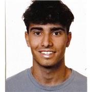 Estudiante de Ingenieria Informática imparte clases de Mátemáticas y Química a estudiantes de primaria/ESO