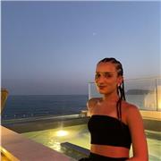 Offro ripetizioni individuali online e in presenza a bambini e ragazzi per aiutarli con la scuola, compreso aiuto compiti.