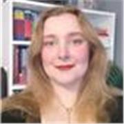 Étudiante, je donne des cours particuliers de français, d'anglais et de FLE en ligne.