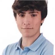 Estudiante de ingeniería imparte clases de matemáticas y física para la ESO y Bachillerato