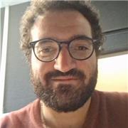 Laureato magistrale impartisce lezioni di Filosofia e Storia della filosofia per studenti liceali e universitari. Disponibile presso la mia abitazione, a domicilio e online