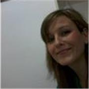 profesora titulada en Óptica y optometría y en Psicología