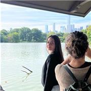 Soy creativa, divertida y paciente, que enseña a niños de primaria mediante métodos lúdicos, fomentando su curiosidad y desarrollo