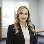 Professeure de français expérimentée – Préparation TEF/TCF et progression rapide garantie 