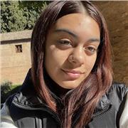 Estudiante de FP que ya tiene experiencia como profesora de repaso para niños de primaria en todos los ámbitos