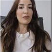 Profesora titulada en filología inglesa con más de 10años de experiencia 