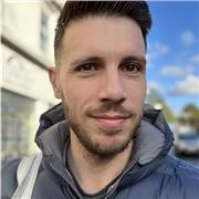 I’m an Italian native with a passion for sharing my language and culture