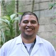 Profesor de matemáticas e informática con experiencia enseñando a jóvenes desde los 15 años hasta los 20