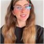 Profesora de primaria cualificada con más de 2 años de experiencia en educación 