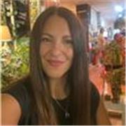 Maestra de Primaria, apasionada de la enseñanza, con experiencia en impartir clases tanto particulares como en grupo.