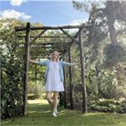 I am a life coach who champions wellness- establish a healthy work/study/life balance, navigate change & manage time effectively 